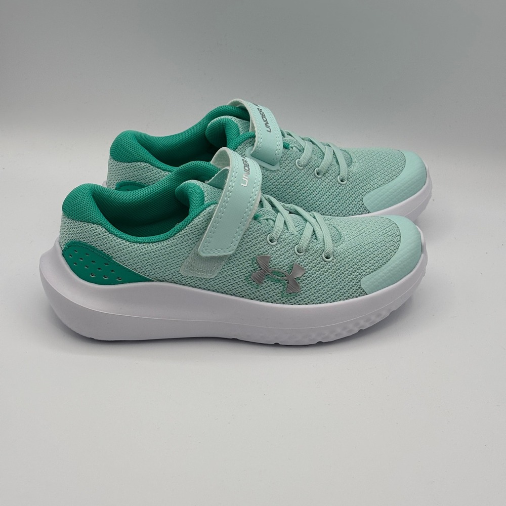 Under Armour UA GPS Surge 4 AC Shoes Girls Size 2Y Green Running 3027109-703
